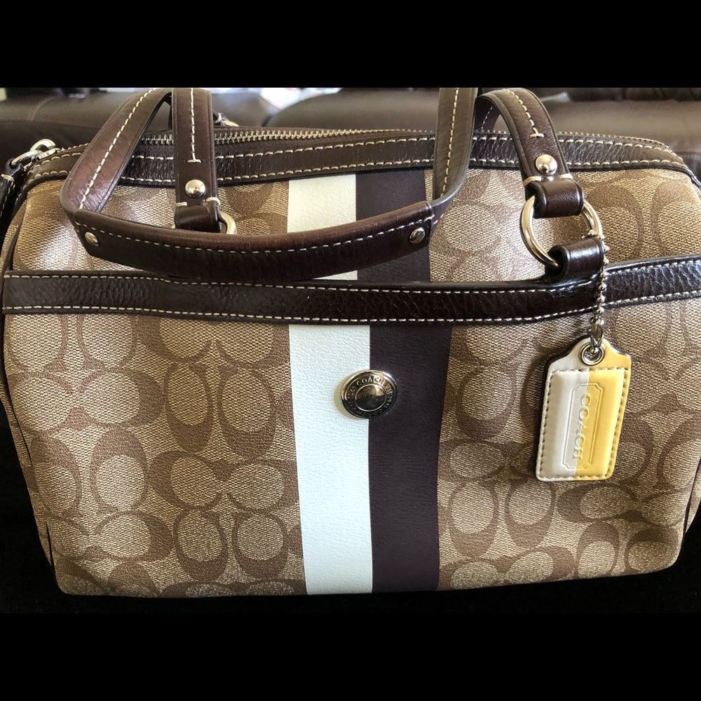 Hand bag
